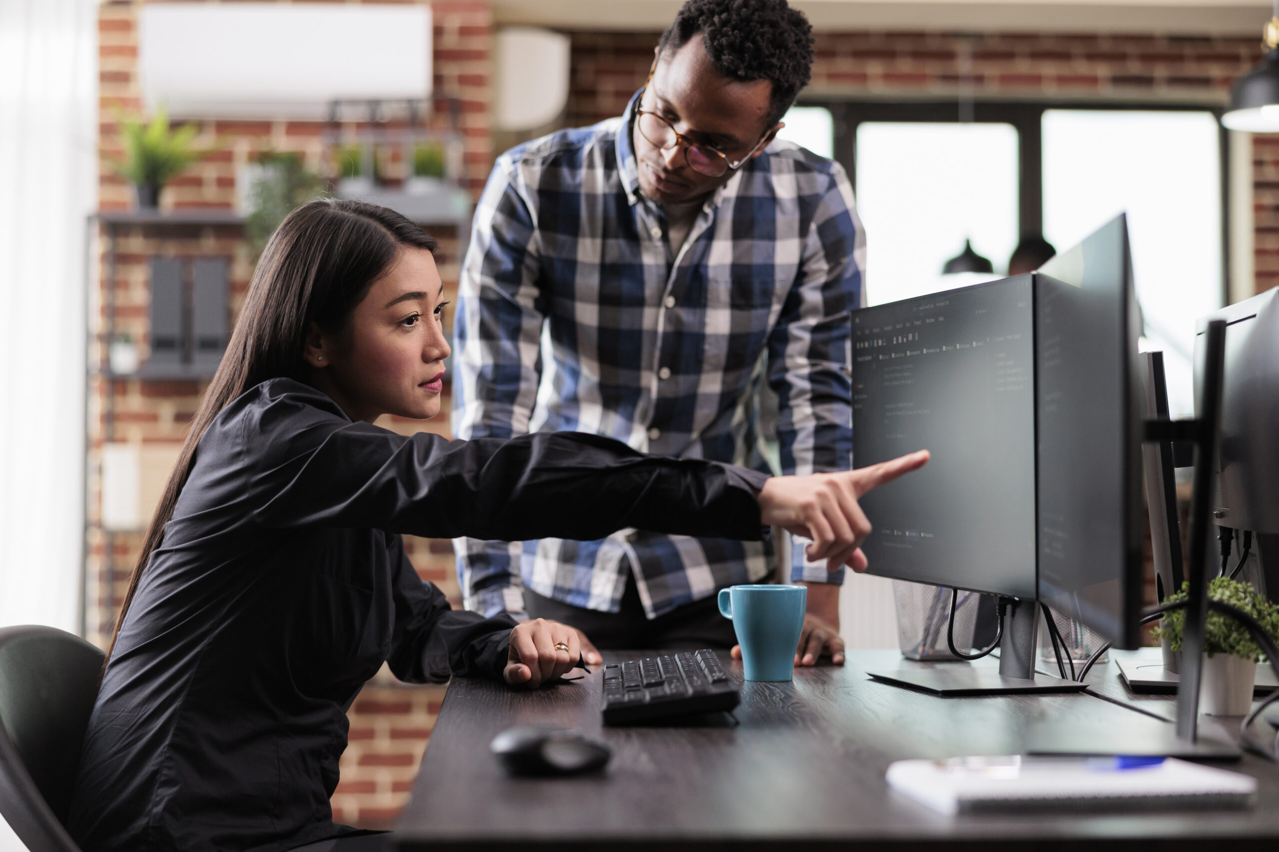 Read more about the article A Closer Look at SaralTech’s Customized IT Solutions